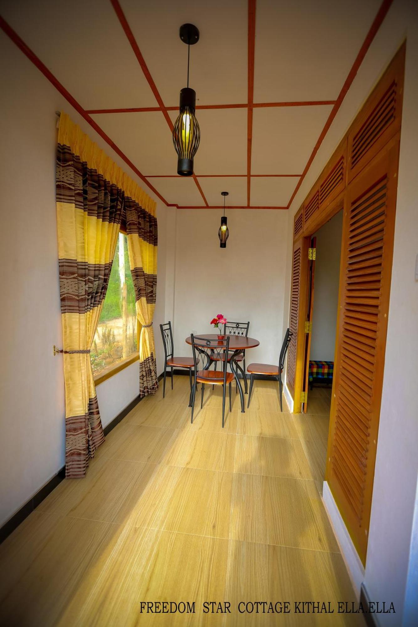 Ella Freedom Star Cottage ภายนอก รูปภาพ